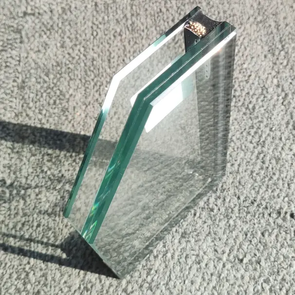 கதவுகள் மற்றும் ஜன்னல்களுக்கான காப்பிடப்பட்ட கண்ணாடி