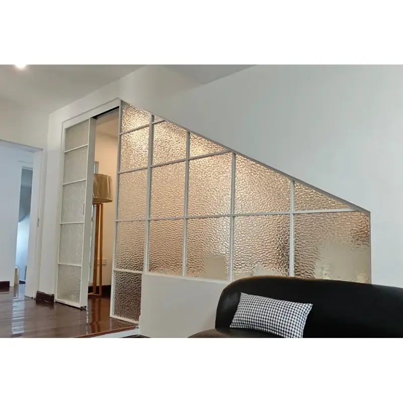 ஒழுங்கற்ற வடிவ கண்ணாடி